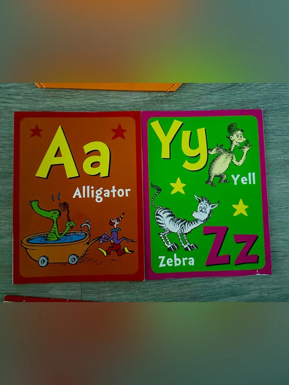 DR. SEUSS Classroom/Homeschool Bundle - 6 Shopper Totes/36 Paper Hats/Alphabet
